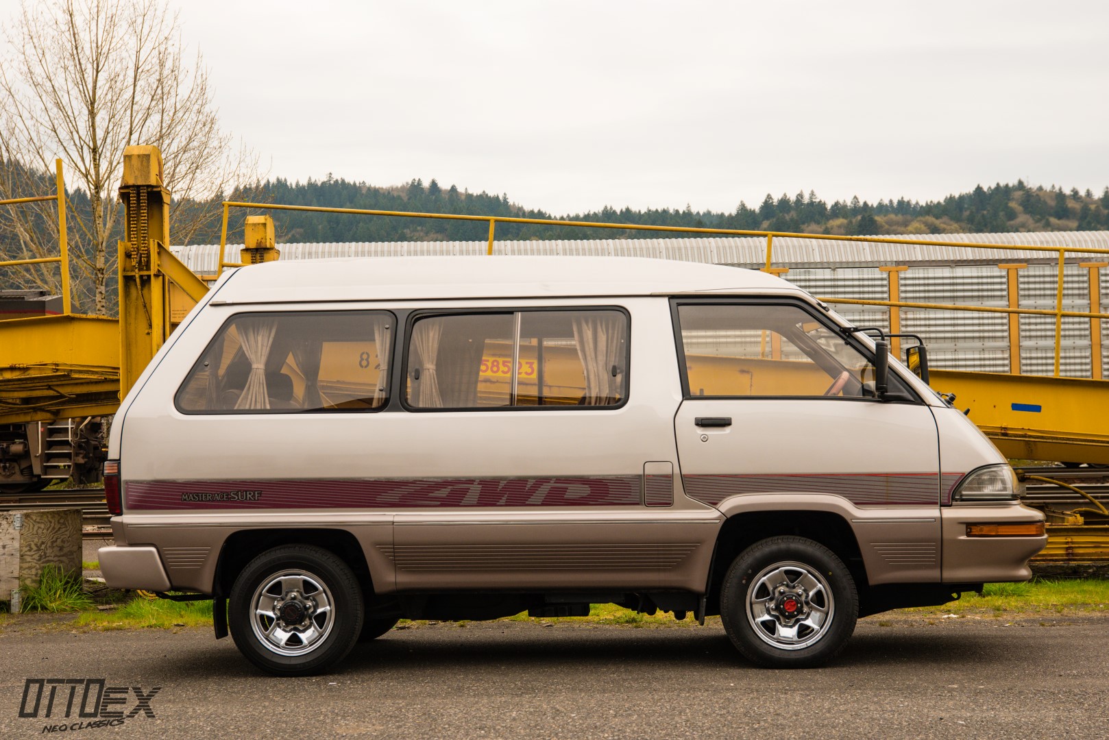 Toyota masterace surf
