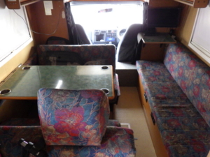Toyota Camroad ZIL interior