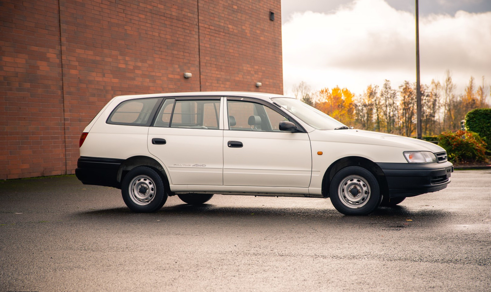 A Toyota Caldina Diesel Wagon